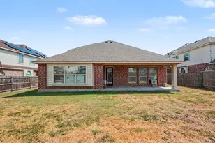 200 Lorient Dr, Mansfield, TX 76063 - Photo 16