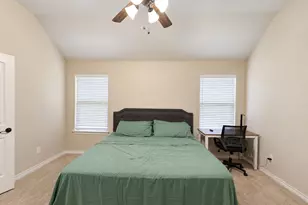 2643 Harlow Ln, Grand Prairie, TX 75052 - Photo 10