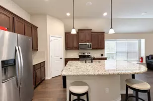 2643 Harlow Ln, Grand Prairie, TX 75052 - Photo 6