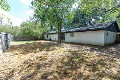 115 E Allen Street, Kaufman, TX 75142 - Photo 12
