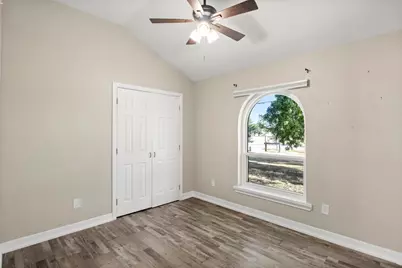 360 Rockett Lane, Pecan Hill, TX 75154 - Photo 20