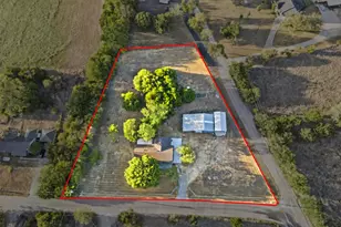 360 Rockett Ln, Pecan Hill, TX 75154 - Photo 6