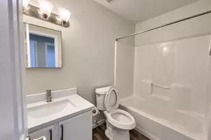 800 Castlewick Ct, Arlington, TX 76018 - Photo 20