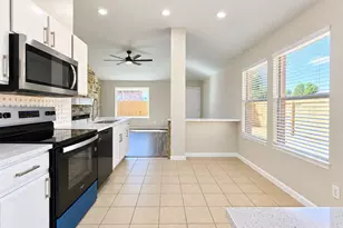800 Castlewick Ct, Arlington, TX 76018 - Photo 12