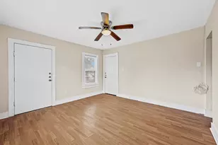 1016 E Arlington Ave, Fort Worth, TX 76104 - Photo 8
