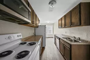 1016 E Arlington Ave, Fort Worth, TX 76104 - Photo 4