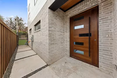 1919 Pollard Street, Dallas, TX 75208 - Photo 2