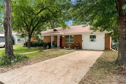 402 E Cook Street, Eustace, TX 75124 - Photo 20