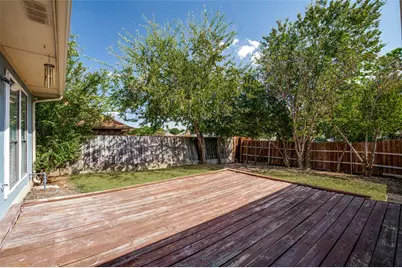 1404 Chesterfield Drive, Carrollton, TX 75007 - Photo 34