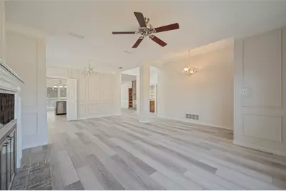 1404 Chesterfield Drive, Carrollton, TX 75007 - Photo 8