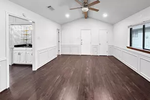 2409 Glen Morris Rd, Carrollton, TX 75007 - Photo 18