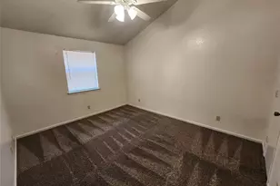 617 Race St, Crowley, TX 76036 - Photo 12