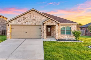 119 Barbwire Wy, Newark, TX 76071 - Photo 1