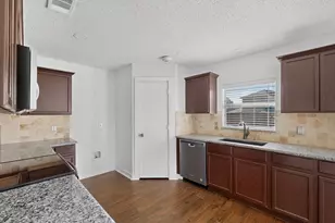 2424 Tailburton Ct, Little Elm, TX 75068 - Photo 8