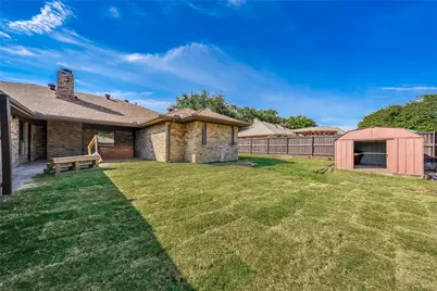 2701 Crow Valley Trail, Plano, TX 75023 - Photo 30