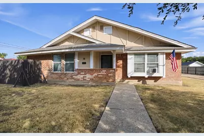 110 Kingsbury Way, Hewitt, TX 76643 - Photo 1