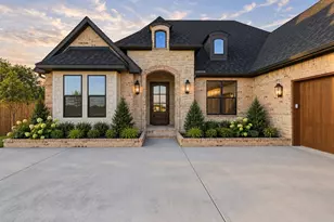 1830 Heritage Knl Dr, Sherman, TX 75092 - Photo 2