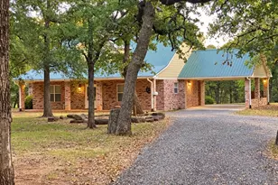 3704 Co Rd 220, Gainesville, TX 76240 - Photo 1
