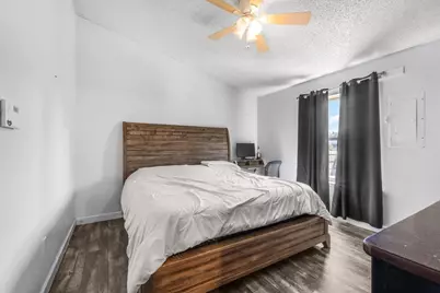5511 Creek Valley Drive, Arlington, TX 76018 - Photo 12
