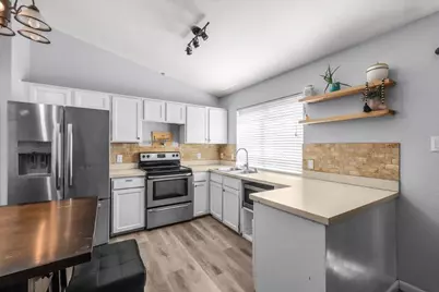 5511 Creek Valley Drive, Arlington, TX 76018 - Photo 6