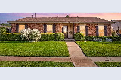 7205 Cloverglen Drive, Dallas, TX 75249 - Photo 2