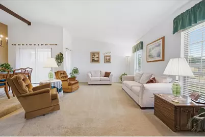 7205 Cloverglen Drive, Dallas, TX 75249 - Photo 10