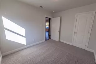 2810 Fordham Rd, Dallas, TX 75216 - Photo 14