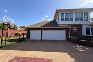 2103 Bay Club Dr, Arlington, TX 76013 - Photo 28