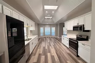 2103 Bay Club Dr, Arlington, TX 76013 - Photo 6