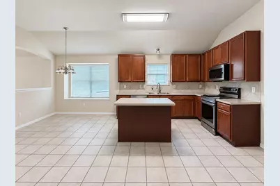 625 Soledad, Arlington, TX 76002 - Photo 4