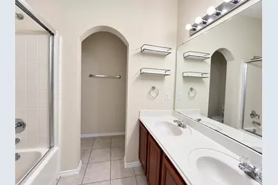 625 Soledad, Arlington, TX 76002 - Photo 12