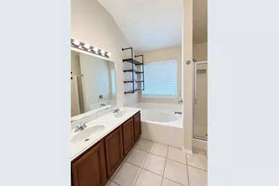625 Soledad, Arlington, TX 76002 - Photo 8