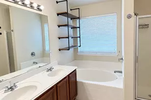 625 Soledad, Arlington, TX 76002 - Photo 8