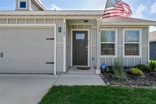 11707 Spraberry Wy, Rhome, TX 76078 - Photo 2
