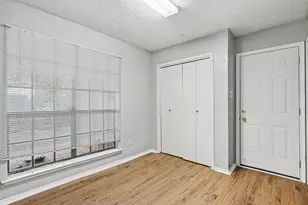 6206 Post Oak Terrace, Fort Worth, TX 76112 - Photo 8