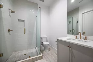 3847 Shady Hill Dr, Dallas, TX 75229 - Photo 34