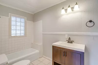 406 Bellevue Drive, Cleburne, TX 76033 - Photo 22