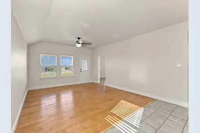 121 Greengate Drive, Boyd, TX 76023 - Photo 12