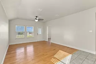 121 Greengate Dr, Boyd, TX 76023 - Photo 12