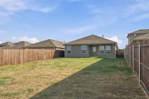 121 Greengate Dr, Boyd, TX 76023 - Photo 36