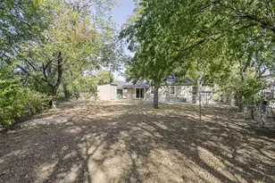 313 Highland Ave, Waxahachie, TX 75165 - Photo 20