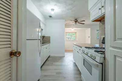 1105 Belle Street, Bedford, TX 76022 - Photo 4
