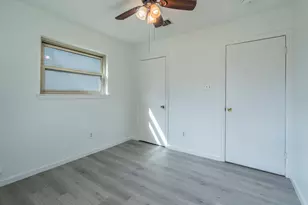 1105 Belle St, Bedford, TX 76022 - Photo 12