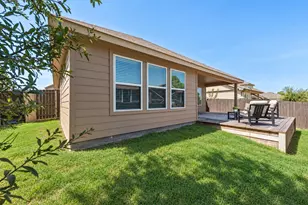 1429 Tall Pine Way, Fort Worth, TX 76112 - Photo 14