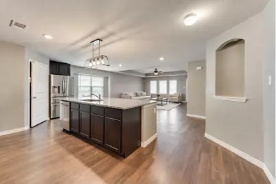 1429 Tall Pine Way, Fort Worth, TX 76112 - Photo 4