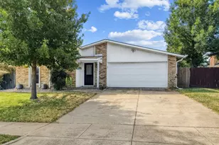 3820 Aspenwood Dr, Bedford, TX 76021 - Photo 8