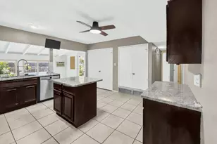 3820 Aspenwood Dr, Bedford, TX 76021 - Photo 16