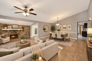 3820 Aspenwood Dr, Bedford, TX 76021 - Photo 2
