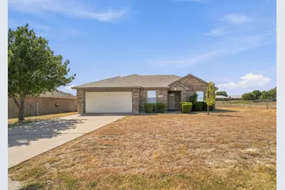 1711 Chenoweth Street, Decatur, TX 76234 - Photo 2