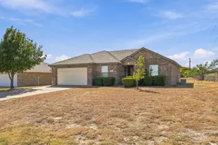 1711 Chenoweth St, Decatur, TX 76234 - Photo 1